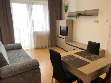 mieszkanie 2 pokojowe, po remoncie, z balkonem, dużą piwnicą, Warszewo ul. Rostocka