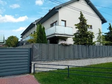 Na sprzedaż segment skrajny / bliźniak marki duża dzialka rok 2017