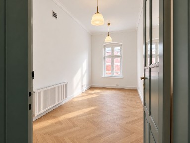 Kameralny lokal 10,71 m² | 1. piętro | Gdańsk Wrzeszcz | Biuro, gabinet, studio | Pniewskiego 3