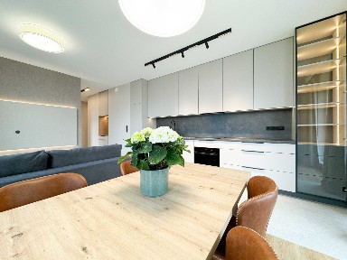 Wyjątkowy apartament 76 m² | Sokolska 30 Towers | 3 pokoje | 2 łazienki | 2 miejsca parkingowe