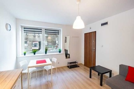 Kawalerka, 31 m2, obok Placu Wolności - Matejki 6B, BEZ PROWIZJI