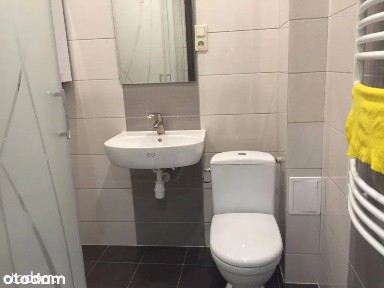 Mieszkanie w Śródmieściu z balkonem i piwnicą
