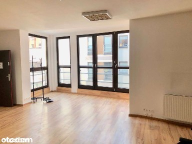 Biuro (-a) Centrum 108m2 (winda,klima)