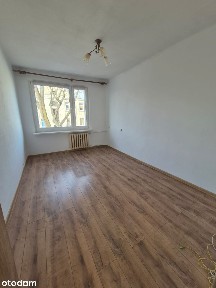 Trzy pokoje/ Balkon/ Tysiącelcie