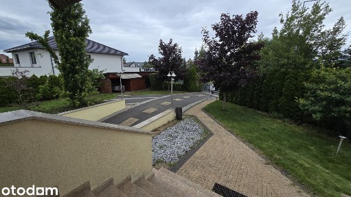 Dom jednorodzinny w atrakcyjnej okolicy