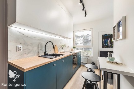 Nowoczesne Studio w Wysokim Standardzie z Balkonem | Oddzielna Sypialnia