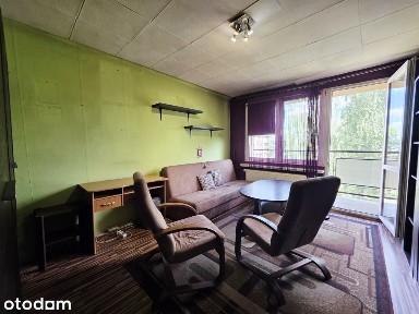Dwa pokoje, drugie piętro, 15m2 piwnicy