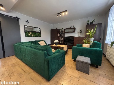 Dom 120 m² w Miłosławiu z dwoma dodatkowymi budynkami i działką 559 m²