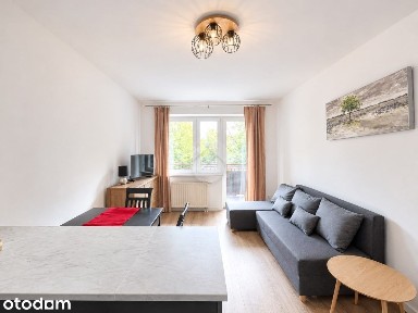 | ul. Krzywda | 2 pokoje | 37,7 m² | balkon | zamknięte osiedle |