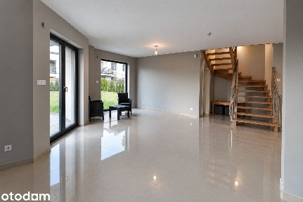 Marki | Samodzielny budynek pod gabinety i usługi | 137 m²