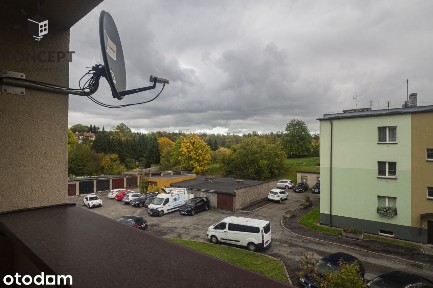 Rozkładowe 3 pokoje z balkonem.