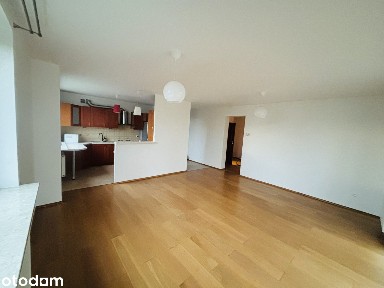 Mieszkanie 94 m², 3 sypialnie, 2 łazienki, loggia 11 m², 1. p, garaż