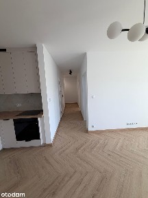 Wynajem 3-pokojowego mieszkania z balkonem