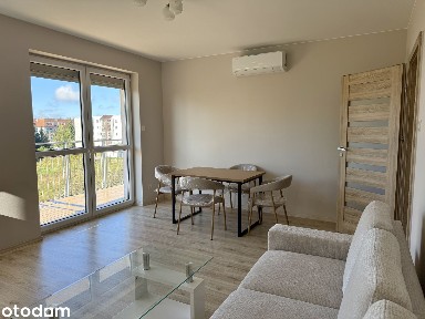Od zaraz, klimatyzacja, oddzielna kuchnia, nowe meble, duży balkon