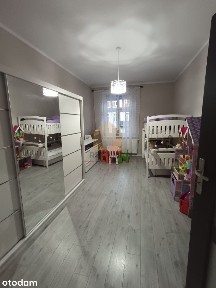 3 pokoje-79,80-3 piętro-balkon- po remoncie