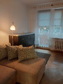 Poznań Osiedle Przyjaźni, 1.piętro, mega lokalizacja, odświeżone i umeblowane