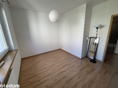 3 pokoje | oddzielna kuchnia | garaż | klimatyzacja | bez prowizji