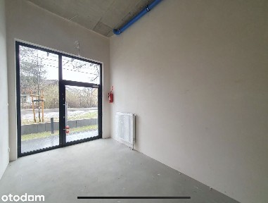 Bezpośrednio lokal usługowy - witryna, 28m2