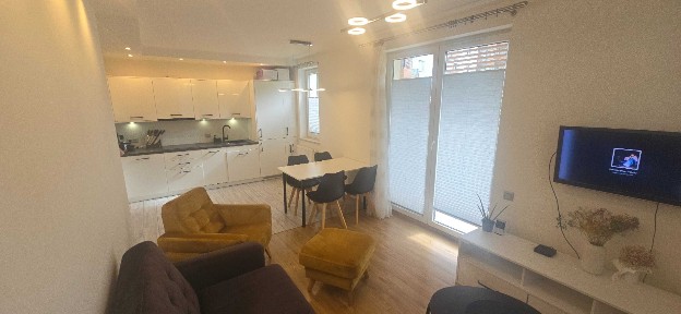 Ładne, przestronne, trzypokojowe mieszkanie w dobrej lokalizacji - Katowice, ul. Bażantów