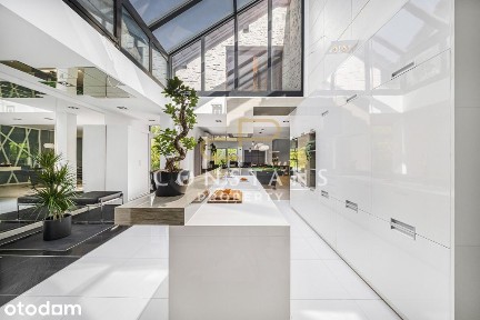 Dom 360 m² | 2400 m² działki | ogród nad Jeziorką
