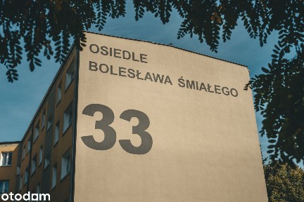 5 pokoi, 85 m², dużo zieleni, prywatny parking, osiedlowy monitoring