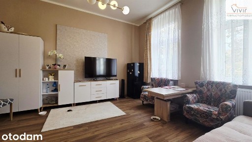 Wysokie Czteropokojowe Mieszkanie 90 mkw. Centrum