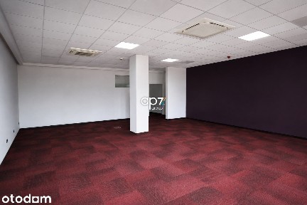 Lokal handlowo-usługowo-biurowy na parterze