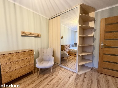 Umeblowane jasne 2 pokojowe mieszkanie - dostępne od zaraz!