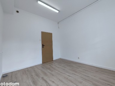 Przestronny lokal biurowy z 2 miejscami postojowymi - Stare Podgórze