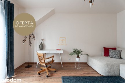 Klimatyczny dwupoziomowy apartament na wynajem