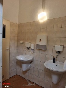Dwa pietra w kamienicy 19 pokoi 495 m2