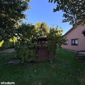 Dom z garażem w Jastrzębiu-Zdroju, Szeroka