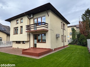 Dom wolnostojący działka 650m2 + budynek biurowo-gospodarczy w Ursusie