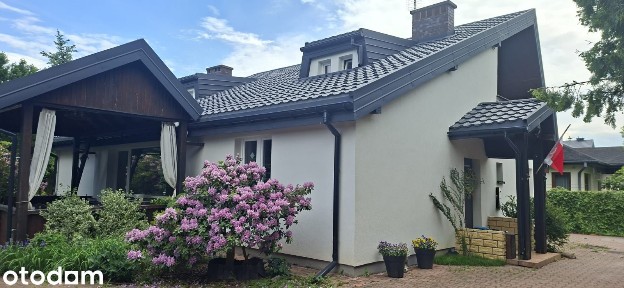 Dom w Czosnowie, 150 m², 6 pokoi, 2 łazienki