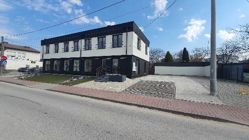 Wynajmę lokal Handlowo - Usługowy 45 m2 os. Barwinek Kielce