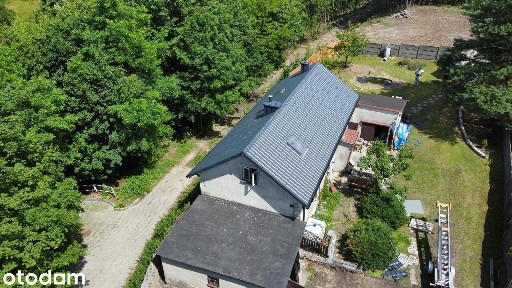 Dom z garażem i podjazdem działka 925²