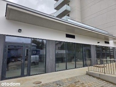 Wynajmę lokal handlowo-usługowy 412,21m2 (215,39m2+196,82m2)