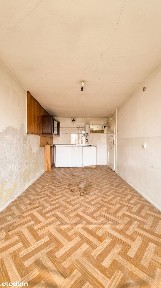 Lokal 22 m² - centrum Olsztyna, do remontu, niski czynsz 93 zł