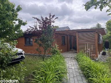 Całoroczny domek blisko jeziora, 500 m2, działka budowlana