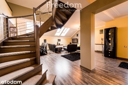 Dwupoziomowy apartament z tarasem - Osiedle Ptasie