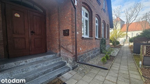 Mieszkanie bezczynszowe (50 mkw.) piwnica, garaż