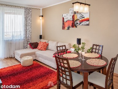 Blisko centrum i zieleni. Balkon, parking, piwnica