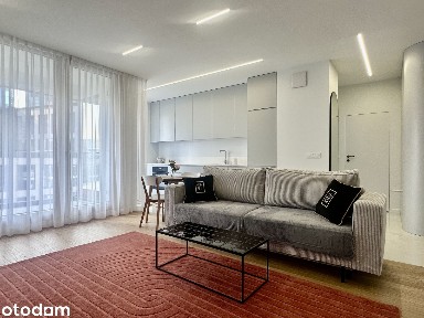 Nowoczesny Apartament w Sercu Warszawy