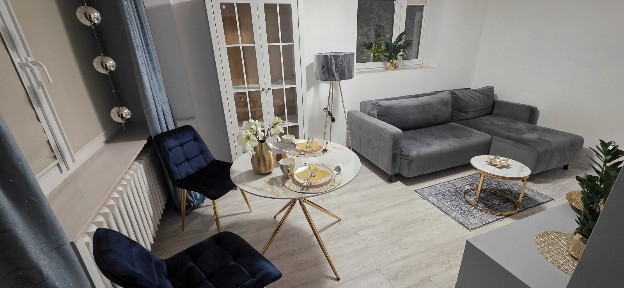 REZERWACJA - Centrum - RYNEK - widok na ratusz, 3 pokoje, 43m, ogrzewanie miejskie - parter - do wynajęcia mieszkanie Lubin