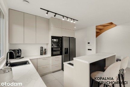 Nowoczesny dom w zabudowie bliźniaczej - 158,1 m² | działka 508 m² |