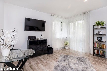 Ustawna kawalerka | Po remoncie | Osobna jasna kuchnia | Balkon |