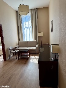 2 pokoje z osobną nową kuchnią - CENTRUM Al. Wojska Polskiego