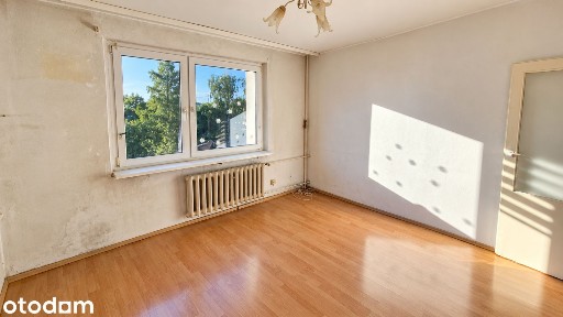 2 pokoje z miejskim C.O w ładnym bloku z balkonem. Bezpośrednio!