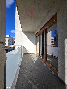 PRZESTRONNE - DUŻY BALKON - WINDA - LESZCZYNKO