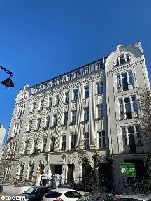 Przestronne mieszkanie w odnowionej kamienicy w centrum Łodzi